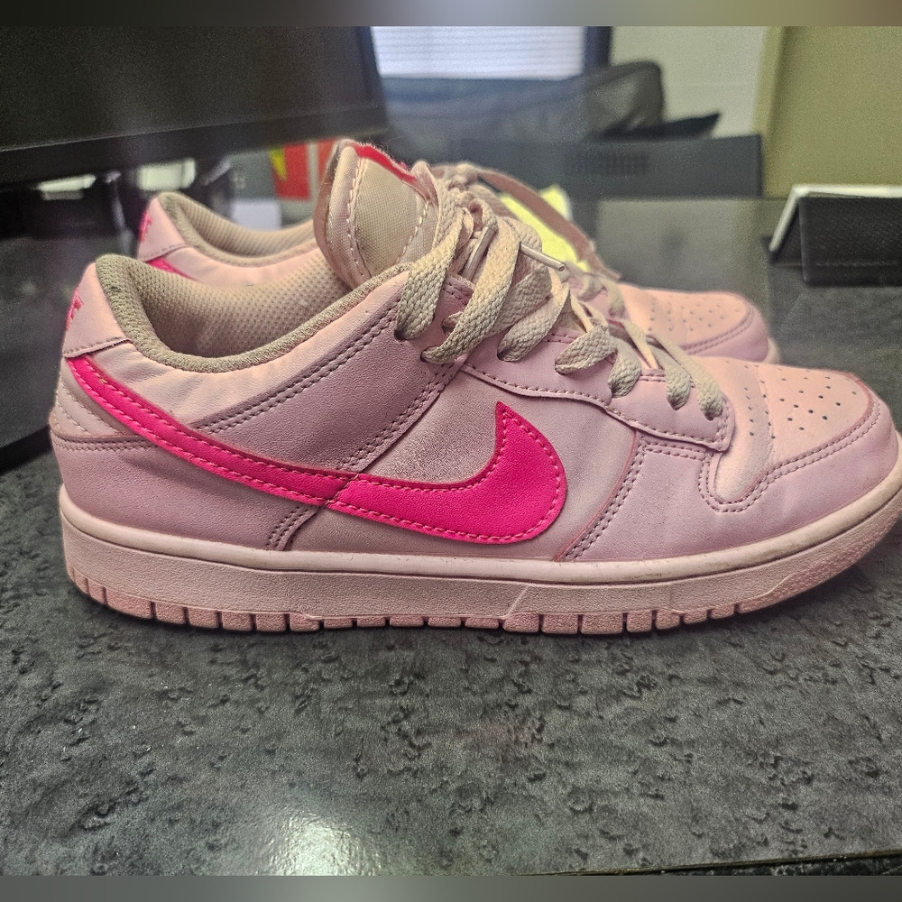 Nike Pink Dunks Size 6.5